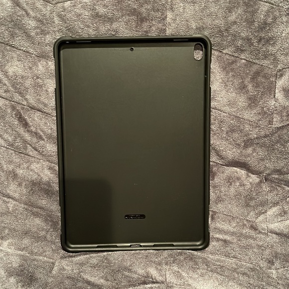 Slim rugged gel case - Picture 2 of 5